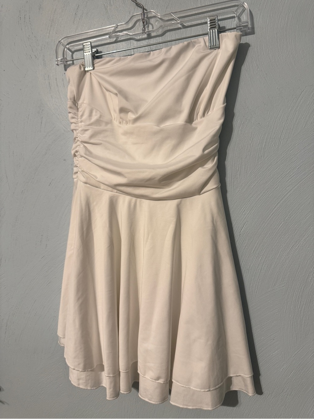 White strapless dress - Picture 1 of 4